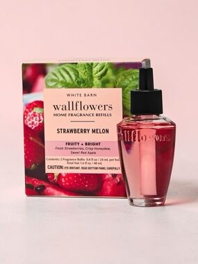 Bath and Body Works Wallflowers Strawberry Melon 2 Pack Refills NWT